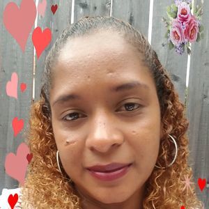 Meet your Posher, Elena